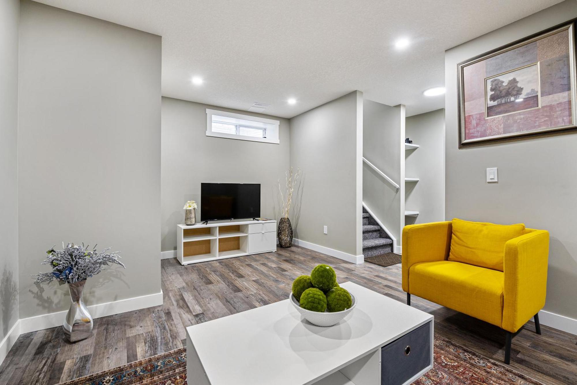 Modern 2 Bedroom Basement Suite With Laundry YYC Exterior foto